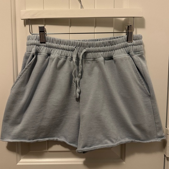 Splendid matching short set - Picture 1 of 5